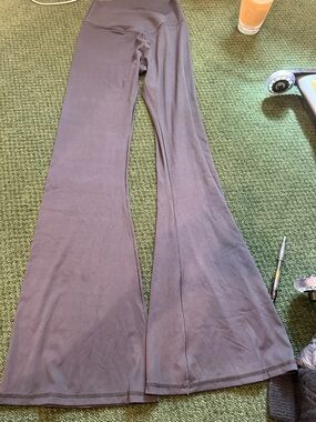 Sunzel Flared Yoga Pants in Deep black